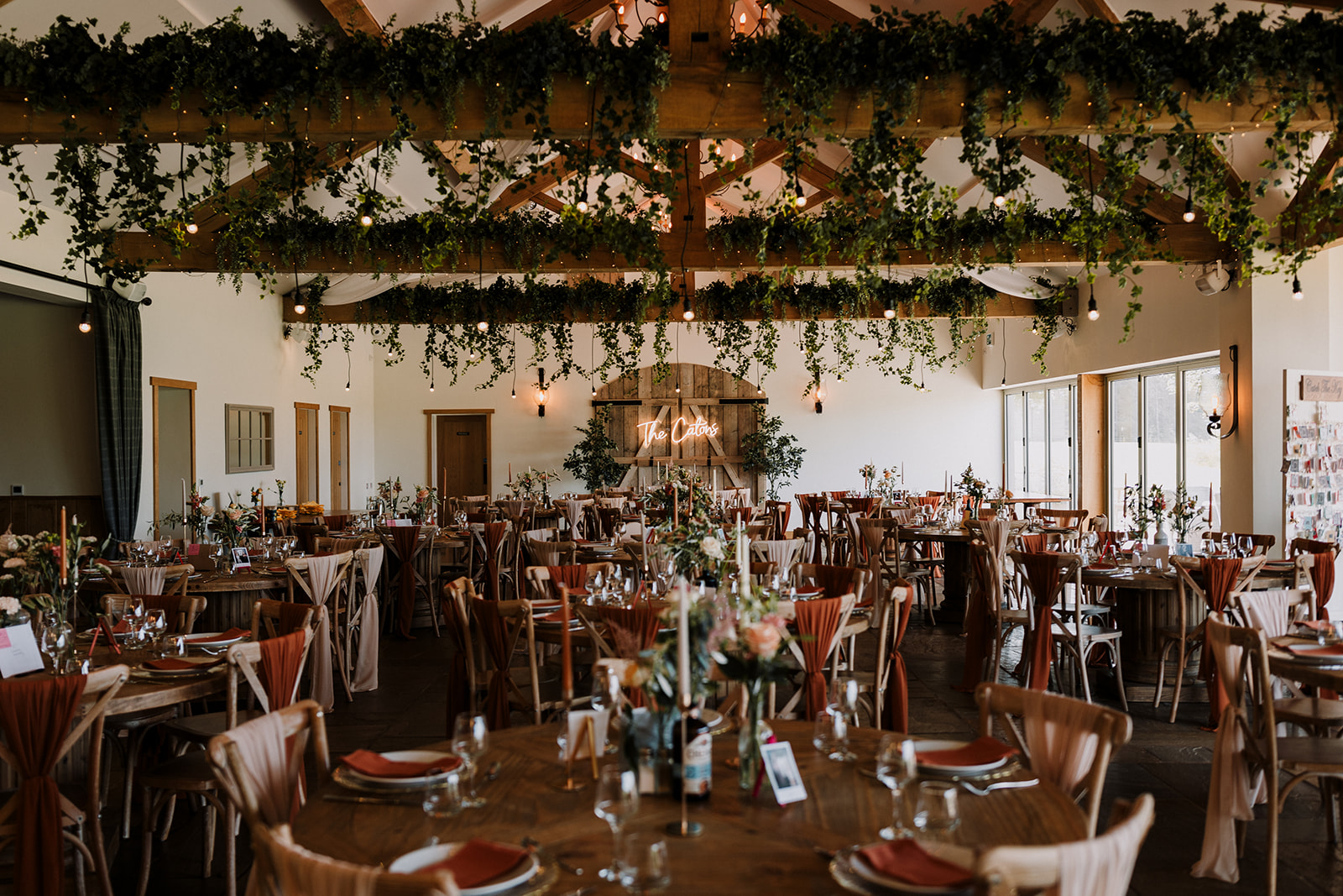 the wedding barn at hobbit hill